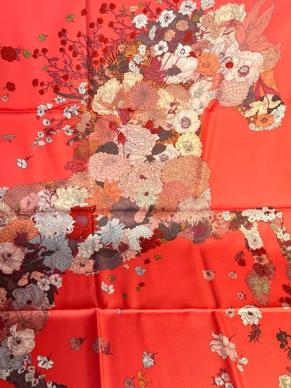 Hermès Robe Légère 90 Silk Scarf in Pink Rose